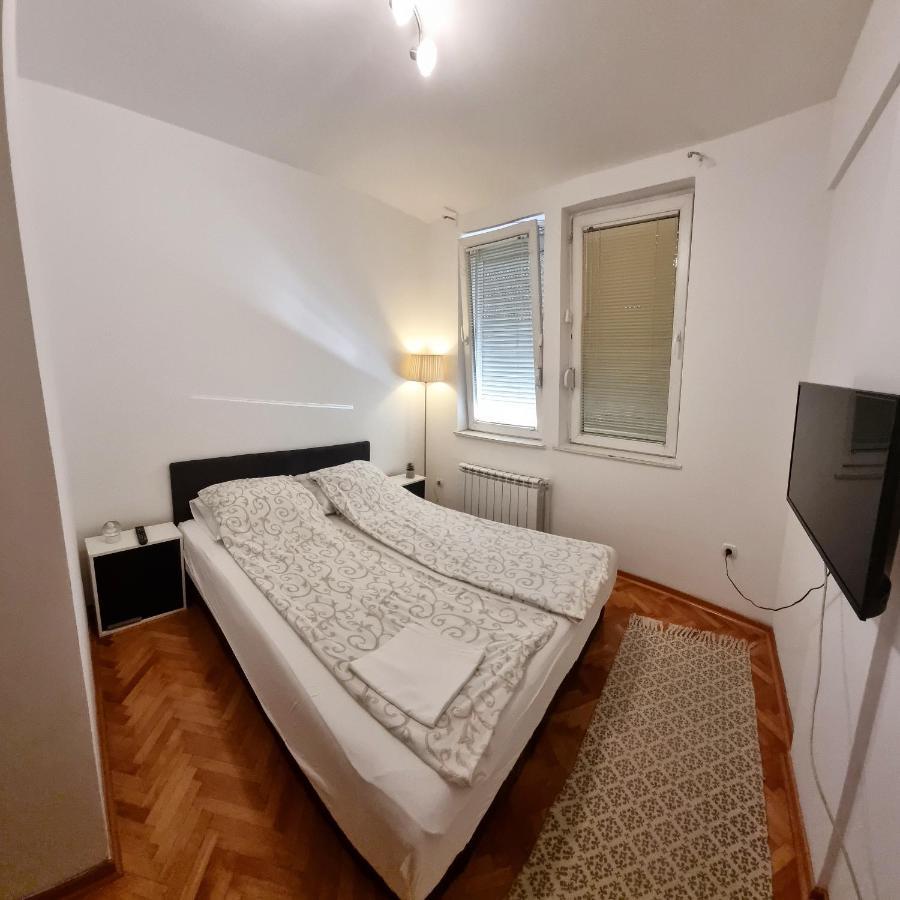 Apartman Veselinovic Free Parking Vranje Exteriör bild