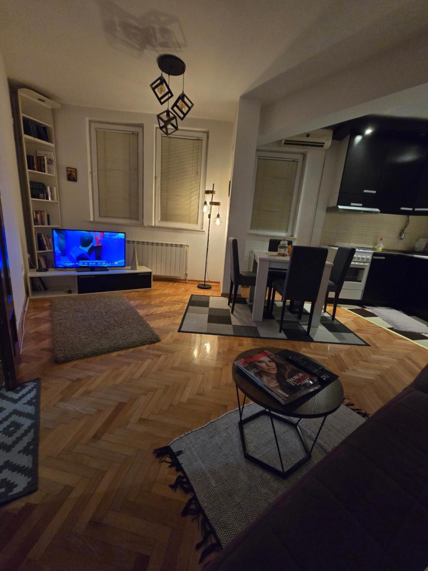 Apartman Veselinovic Free Parking Vranje Exteriör bild