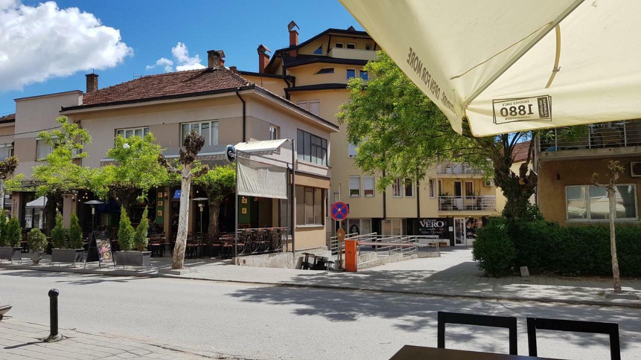 Apartman Veselinovic Free Parking Vranje Exteriör bild