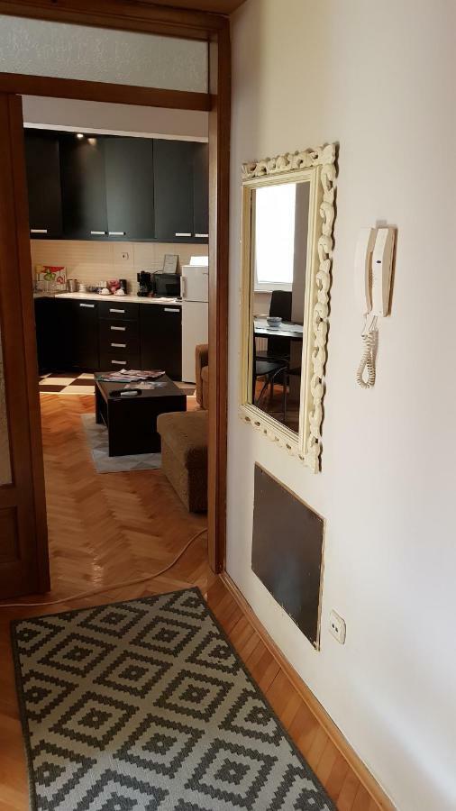 Apartman Veselinovic Free Parking Vranje Exteriör bild